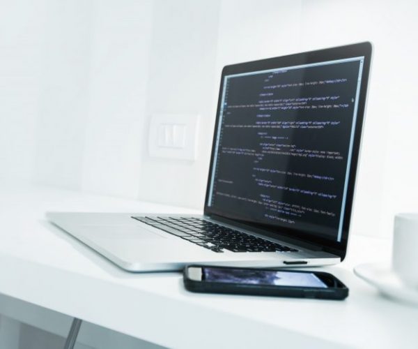 web-application-developer-desk-2022-12-16-11-42-56-utc-768x519